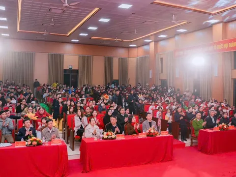 Hưng Yên: Giáo viên, học sinh xã Nghĩa Trụ góp phần thành công đêm văn nghệ chào mừng Đại hội XIV của Đảng